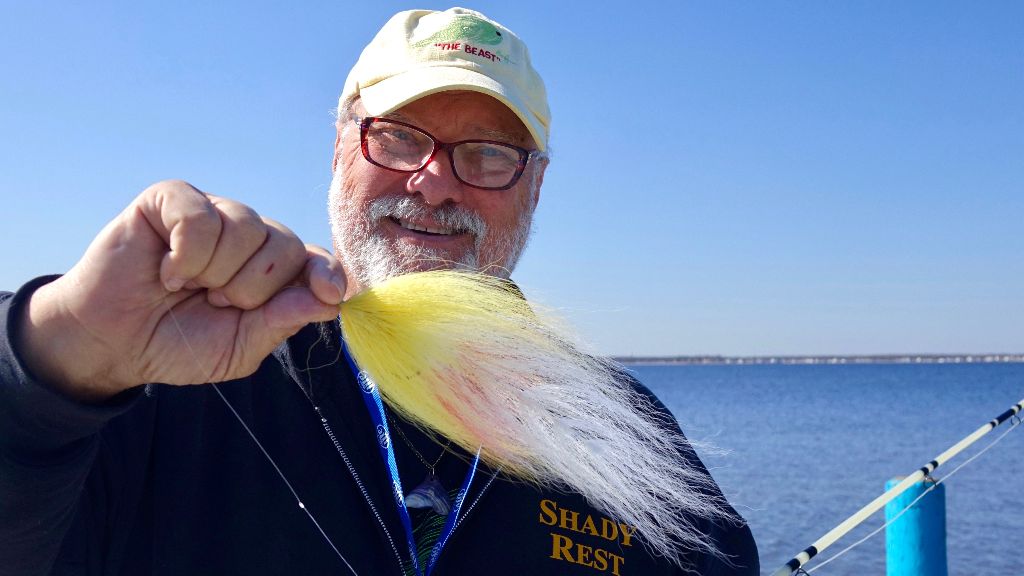 Bob Popovics is a legend in Fly Fishing and this is his first appearance in tail fly fishing magazine, the only fly fishing magazine dedicated to saltwater fly fishing. Photo 3