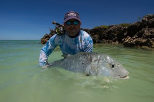 Giant trevally on the fly - GT on the fly