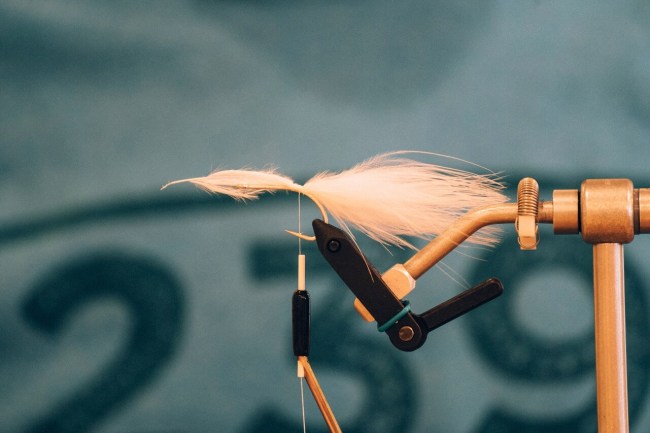 saltwater fly fishing - fly tying