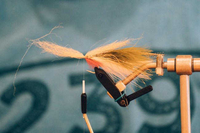 saltwater fly fishing - fly tying